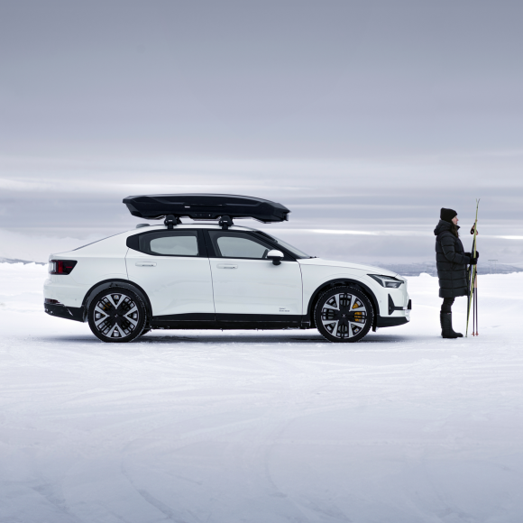Автобокс Thule Motion 3 L Low черный глянец Автобокс Thule Motion 3 L Low черный глянец