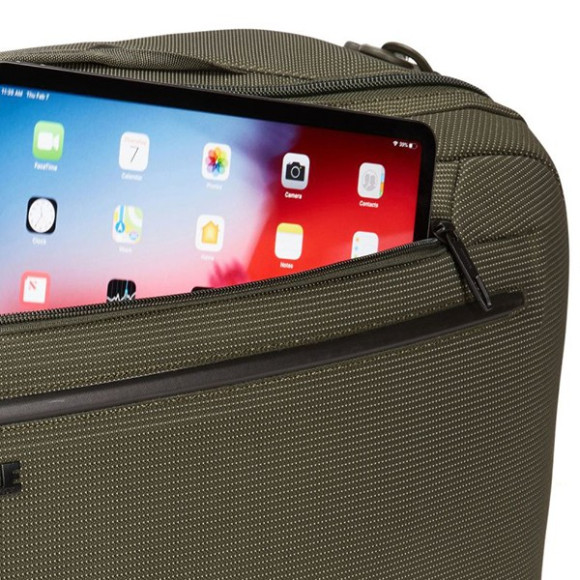 Дорожная сумка/рюкзак Thule Crossover 2, 41л, Forest Night Дорожная сумка/рюкзак Thule Crossover 2, 41л, Forest Night