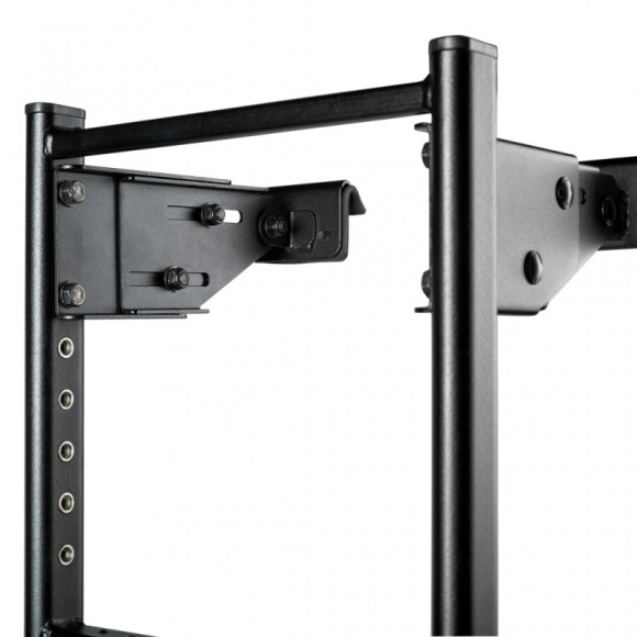 Лестница на заднюю дверь CRUZ тип B208 Лестница на заднюю дверь CRUZ тип B208